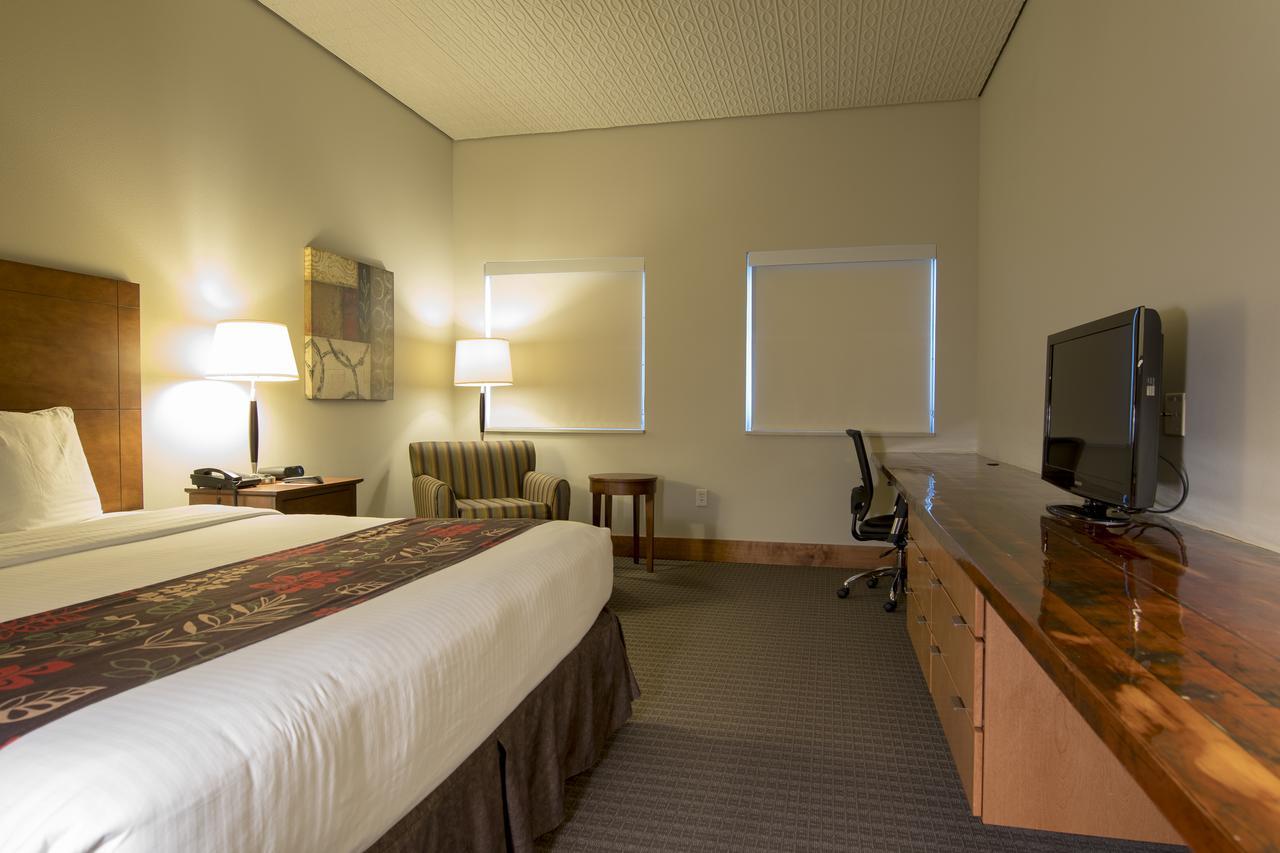 Watercrest Hotel And Conference Center Howard Exteriör bild